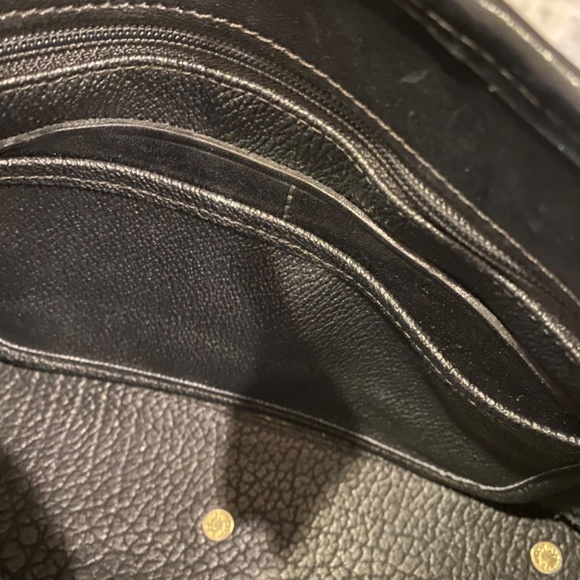 **SOLD**Vintage Dooney & Bourke All-Weather Leather Essex Shoulder Bag black - Picture 4 of 6